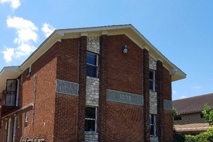 1073 E McLemore Ave Memphis TN Apartments
