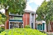 Forest Hills Townhomes Apartments