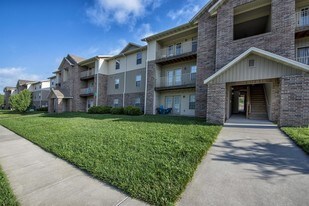 Scenic Station Apartments