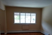 21-02 Hoyt Ave S Queens NY Apartments