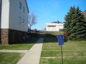 724 7th St Boone IA Apartments