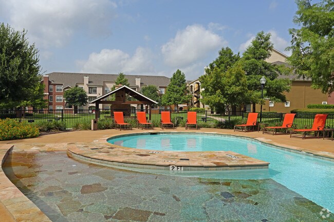 The Nine on Shoreline Apartments