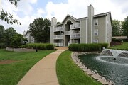 Bonhomme Village Apartments