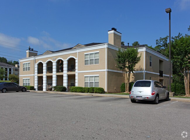WildForest Apartment Homes