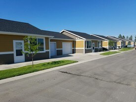 Grand Slam Patio Homes Apartments