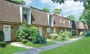 Villa D'est Luxury Garden Apartments