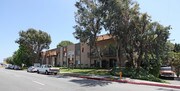 Los Arcos Apartments