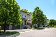 Oaks Lincoln Townhomes Apartamentos