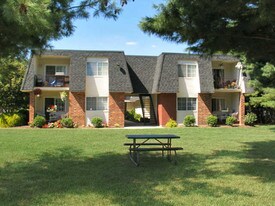 The Courtyards Apartments