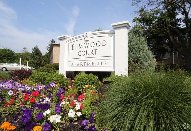 Elmwood Court Apartments