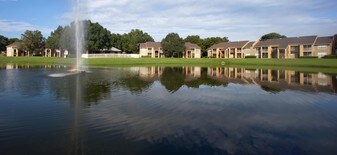 Lakewood Place Apartments