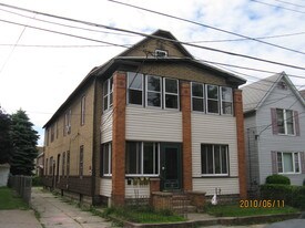 1149 E 8th St Erie PA Apartments