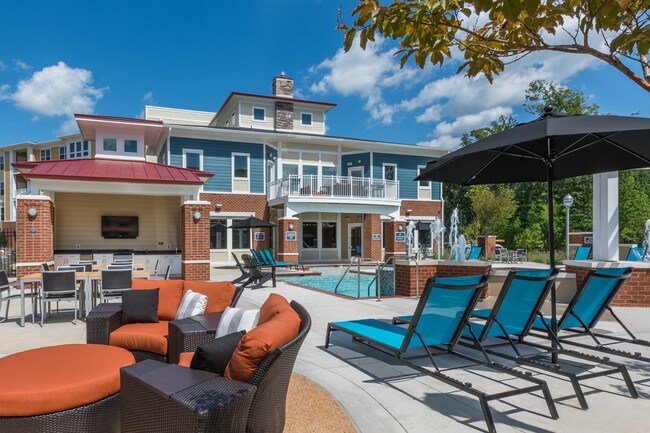 Aura at Quarterpath Apartments