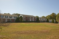 Avona Apartments