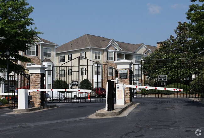 The Reserve at Lenox Park Apartments