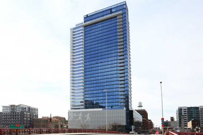 Arkadia Tower Apartments