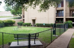 2010 Taxco Rd Fort Worth TX Apartments