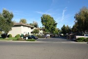 California Center Apartments