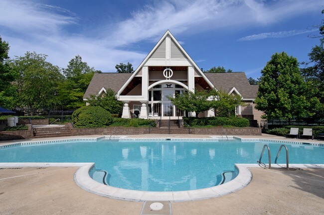 Ashton Woods Apartments