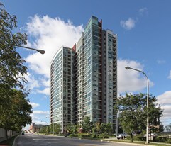 AMLI 900 Apartments