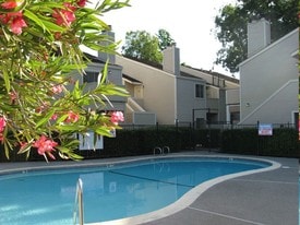 Stonebridge Apartment Homes