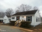 3 Bedroom Single-Family Home for Rent $1100