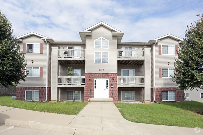 Cypress Pointe Condos Apartments