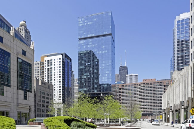 Optima Chicago Center Apartments