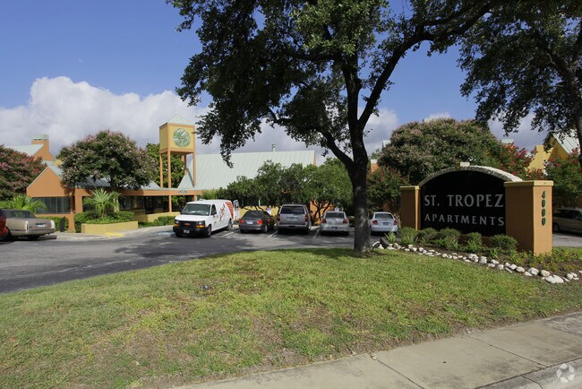4000 Horizon Hill Apartments