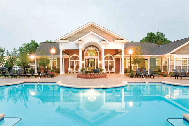 Auston Woods Apartments