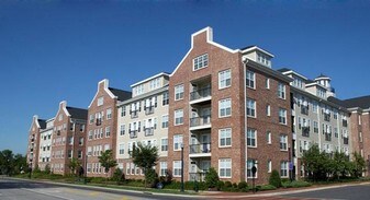 The Point at Annapolis Apartments