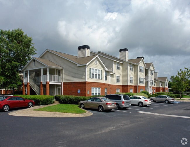 Governors Gate Apartments