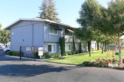 Winding Way Apartments
