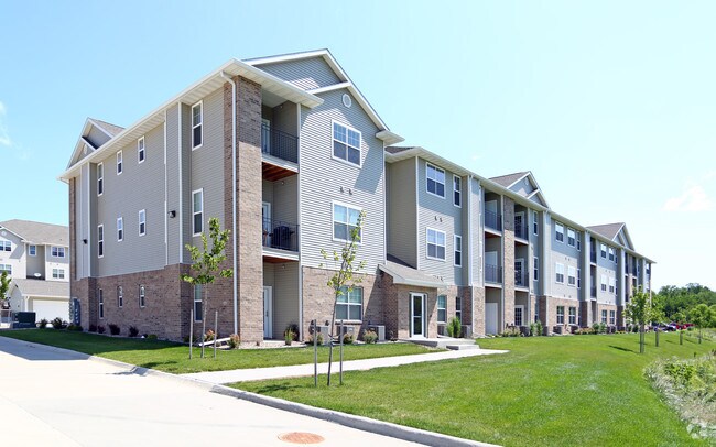 Tradition Apartments