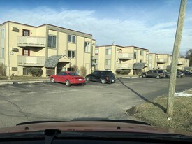 3033 Kettering Heights Flint MI Apartments