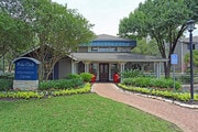 Polo Club Apartments