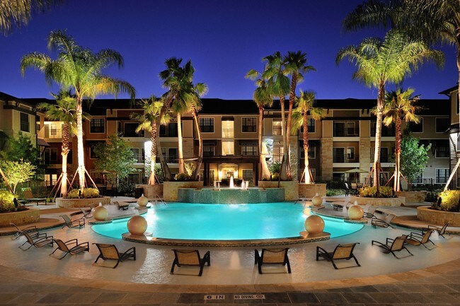 Broadstone Park West Apartments