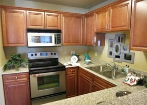 Castellino At Laguna West Apartments