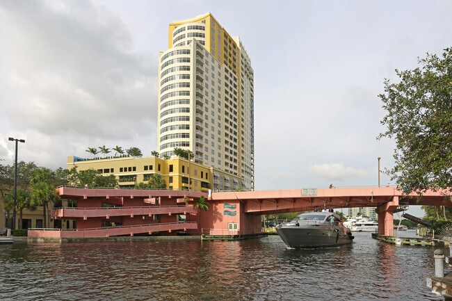New River Yacht Club Apartments