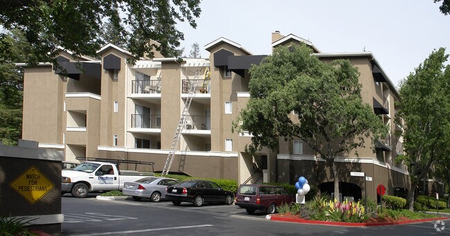 Avalon Walnut Ridge I Apartments