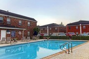 Wilshire Heights Apartments