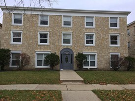 4340 N Wilson Dr Shorewood WI Apartments