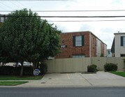Canterbury Square Apartments