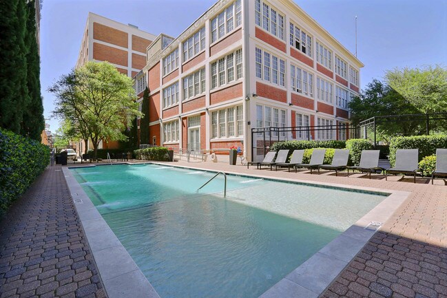Deep Ellum Lofts Apartments