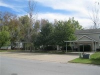 Castlewood Townhomes Apartments