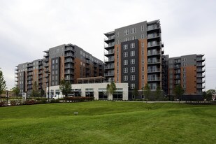 Northshore 770 Apartments
