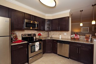 Meadowbrook Apartments