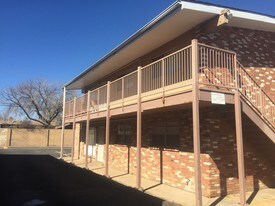 2713 Wyoming Blvd NE Albuquerque NM Apartments
