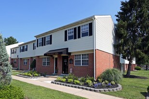 Berkshire Hills Townhomes And Apartments
