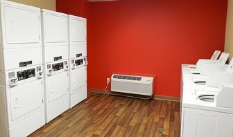 Furnished Studio – Kansas City - South Apartments